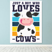 Gewoon een jongen die van Koe houdt Canvas Afdruk (Insitu (Houten vloer))