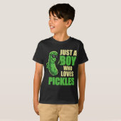 Gewoon een jongen die van Pickles Funny Pickle Boy T-shirt (Voorkant volledig)