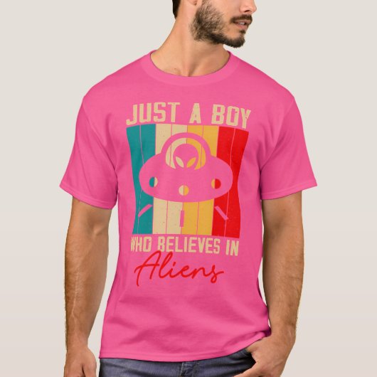  gewoon een jongetje dat gelooft in aliens grappig t-shirt (Voorkant)