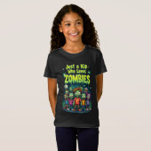 Gewoon een kind dat zombies cartoon halloween leuk t-shirt (Voorkant volledig)