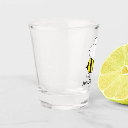 Gewoon een kleine Stinger Bumble Bee Shot Glas (Links)
