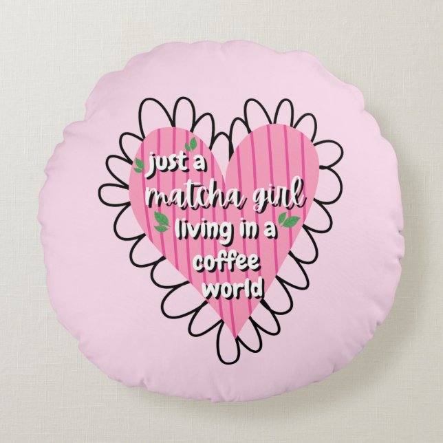 Gewoon een Matcha Meisje Hart Aesthetic – Roze Cut Rond Kussen (Voorkant)