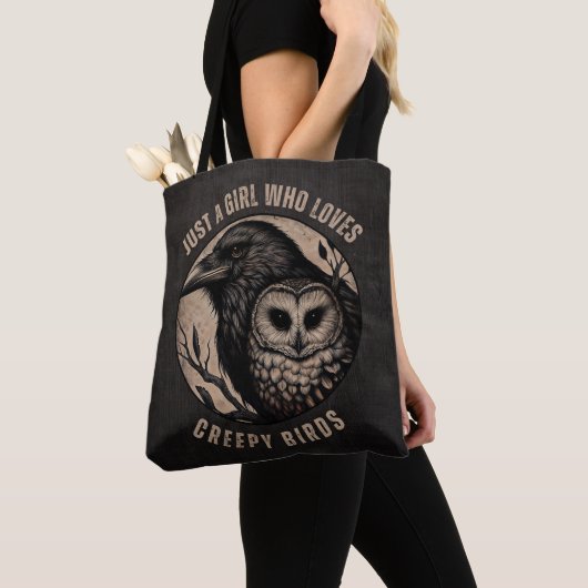 Gewoon een meisje dat houdt van raven uilen kunst tote bag (Dichtbij)