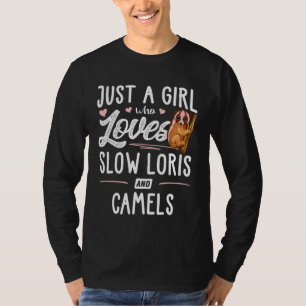Gewoon een meisje dat houdt van trage loris en kam t-shirt