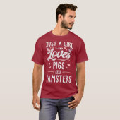 Gewoon een meisje dat houdt van varkens en hamster t-shirt (Voorkant volledig)