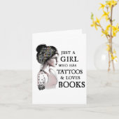 Gewoon een meisje dat Tattoos heeft en van boeken  Kaart (Gele Bloem)