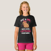 Gewoon een meisje dat van Capybaras houdt T-shirt (Voorkant volledig)