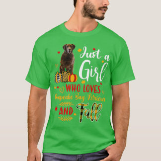 Gewoon een meisje dat van Chesapeake Retriever hou T-shirt