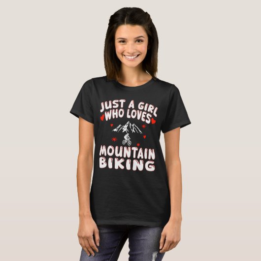 Gewoon een meisje dat van de mountainbiking houdt t-shirt (Voorkant volledig)