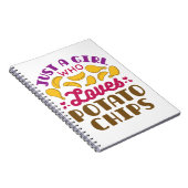 Gewoon een meisje dat van de potato Chips snack fo Notitieboek (Rechterzijde)