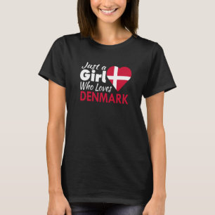 Gewoon een meisje dat van Denemarken houdt. Souven T-shirt
