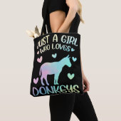 Gewoon een meisje dat van Donkeys houdt Tote Bag (Dichtbij)