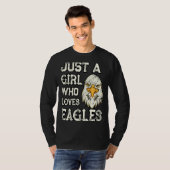 Gewoon een meisje dat van Eagles houdt T-shirt (Voorkant volledig)