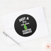 Gewoon een meisje dat van Eclectus Parrot houdt Ronde Sticker (Envelop)