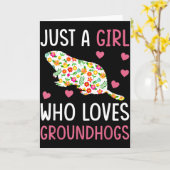 Gewoon een meisje dat van Groundhog Day houdt Kaart (Gele Bloem)