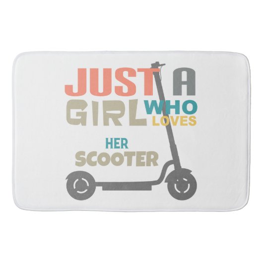 Gewoon een meisje dat van haar scooter houdt badmat (Voorkant)