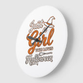 Gewoon een meisje dat van Halloween Vector Design Grote Klok (Hoek)