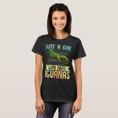 Gewoon een meisje dat van Iguanas Reptiles houdt T-shirt (Voorkant volledig)