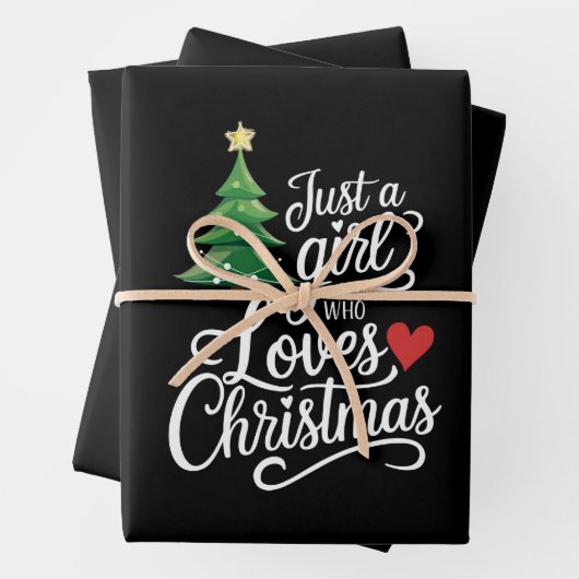 Gewoon een meisje dat van kerstboom familie cadeau inpakpapier vel (In situ)