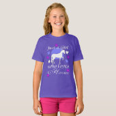 Gewoon een meisje dat van paarden houdt in Paars T-shirt (Voorkant volledig)