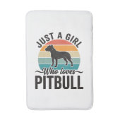 Gewoon een meisje dat van Pitbull-vintagehondenont Badmat (Voorkant Verticaal)