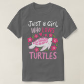 Gewoon een meisje dat van Turtles houdt T-shirt (Design voorkant)