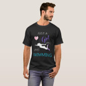 Gewoon een meisje grappig tiener zwemmen lover cad t-shirt (Voorkant volledig)