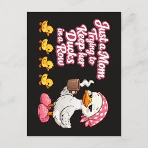Gewoon een moeder die haar eenden op een rij probe briefkaart