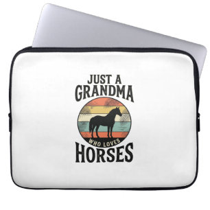 Gewoon een oma die van paarden houdt vintage ontwe laptop sleeve