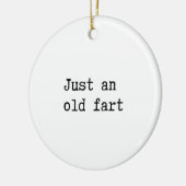 Gewoon een oud kunstje keramisch ornament (Links)