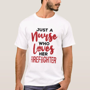 Gewoon een verpleegster die houdt van haar brandwe t-shirt