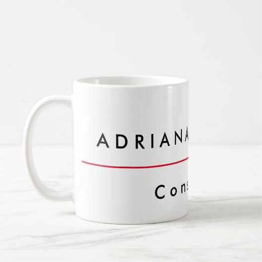 Gewoon eenvoudige zwarte, witte, minimale minimali koffiemok (Links)