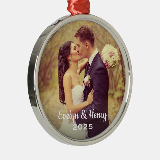 Gewoon Elegant Wedding Photo White Script Monogram Metalen Ornament (Rechts)