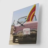 Gewoon gehuwd bord en surfboard vierkante klok (Hoek)