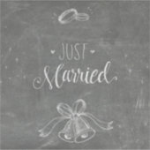Gewoon gehuwd Chalkboard Weddings Rings en Bells Sticker (Voorkant)