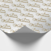 Gewoon gehuwd Gold Script | Weddenschap Cadeaupapier (Hoek)