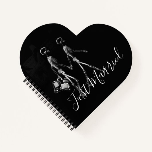 Gewoon gehuwd röntgenskelet Honeymoon Couple Notitieboek (Voorkant)