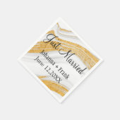 Gewoon gehuwd wit en goudgeit servet (Hoek)
