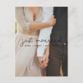 Gewoon gehuwde Cute script trouwfoto Briefkaart (Voorkant)