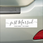 Gewoon gehuwde namen Wedding Car Magnet Decorting Automagneet<br><div class="desc">Eenvoudig enkel Gehuwde Names Wedding Car Magnet Decoration met newlyweds namen in moderne handgeschreven doopvont.</div>