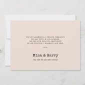 Gewoon gehuwde typemachine tantaarnbrutfotokaart aankondiging (Achterkant)