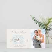 Gewoon gehuwde Vlourish Wedding Foto Aankondiging (Staand voorkant)