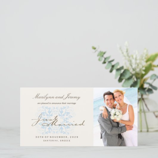 Gewoon gehuwde Vlourish Wedding Foto Aankondiging (Staand voorkant)