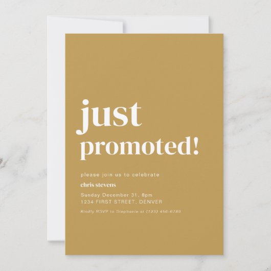 Gewoon gepromoveerd aangepaste feestuitnodiging kaart (Voorkant)