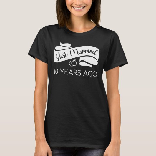 Gewoon getrouwd 10 jaar geleden V T-shirt (Voorkant)
