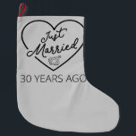 Gewoon getrouwd 30 jaar geleden III Grote Kerstsok<br><div class="desc">Designkeuken, perfect voor anyone who's been married for 30 years and to a wedding vow renewal ceremony. It makes a great matching outfit for coupons! 'Just Marriott 30 Years Ago' quote for a koppel who got married 30 years ago or a koppel renewing wedding vows on their wedding verjaarary. Is...</div>
