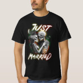 Gewoon getrouwd met Halloween Skeleton Bride en we T-shirt (Voorkant)