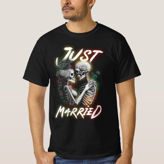 Gewoon getrouwd met Halloween Skeleton Bride en we T-shirt (Voorkant)