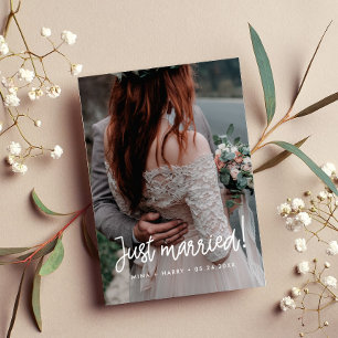 Gewoon getrouwd Modern calligrafietoetsenbord Aankondiging