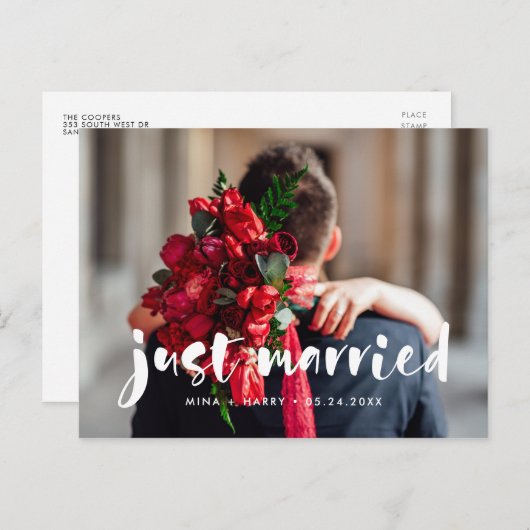 Gewoon getrouwd Modern script trouwfoto Briefkaart (Voorkant / Achterkant)